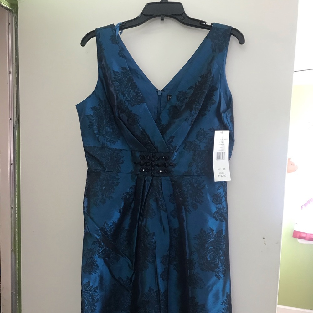 Jessica Howard evening Dress